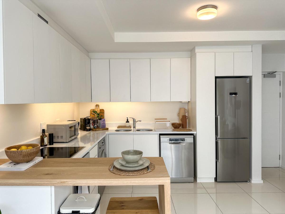 Luxury 1Br Green Point - Walk To Sea Point Promenade! Rooftop Pool, Secure Parking Cape Town Ngoại thất bức ảnh